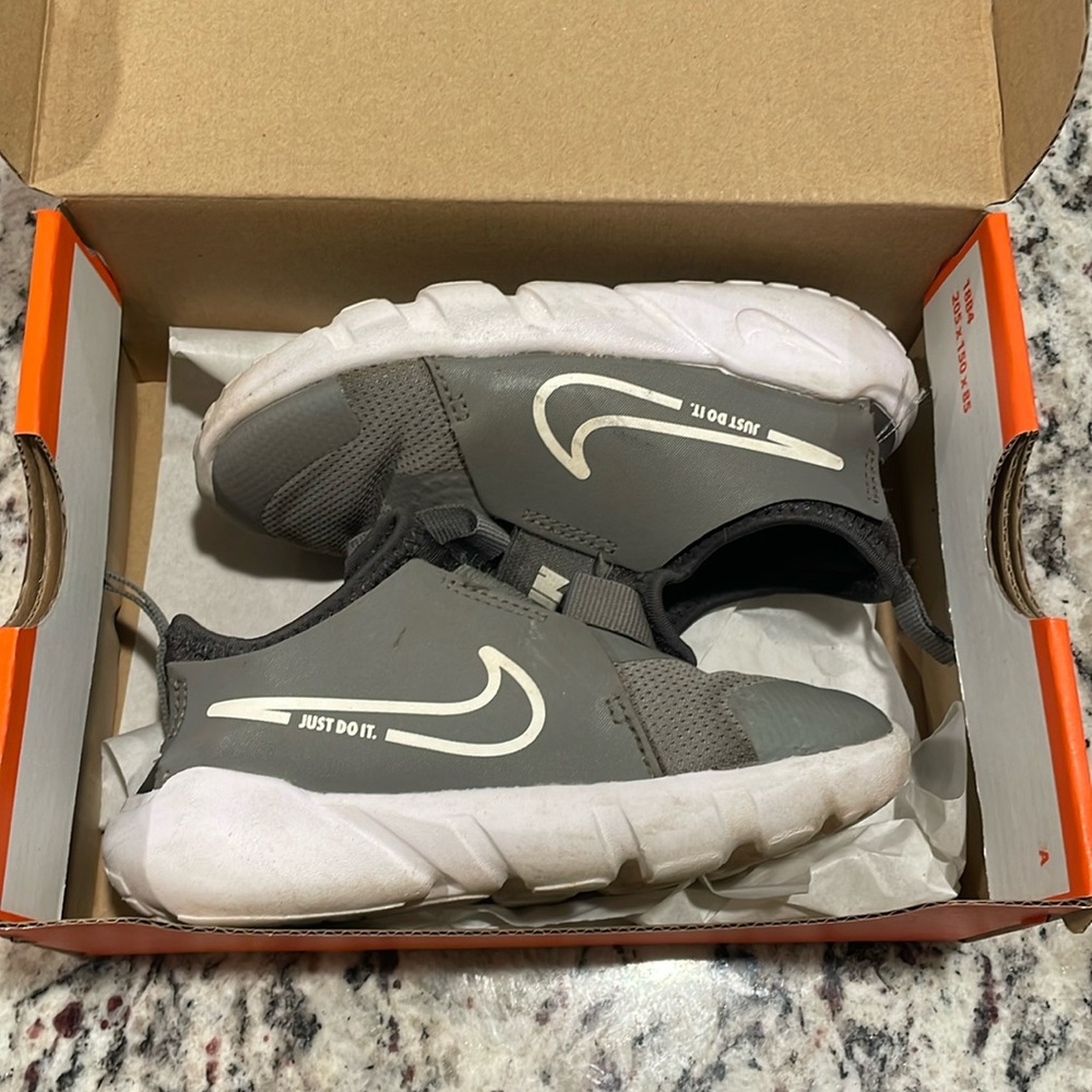 Toddler Size 9 Nike Sneakers